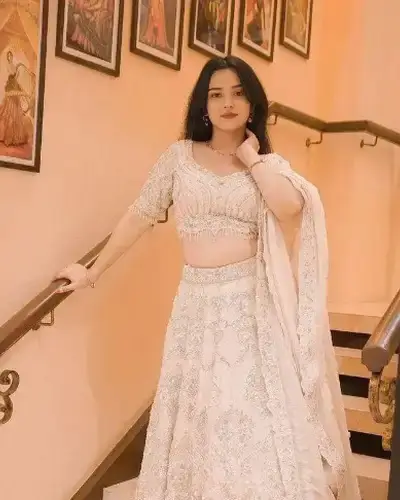 Call Girls Alambagh
